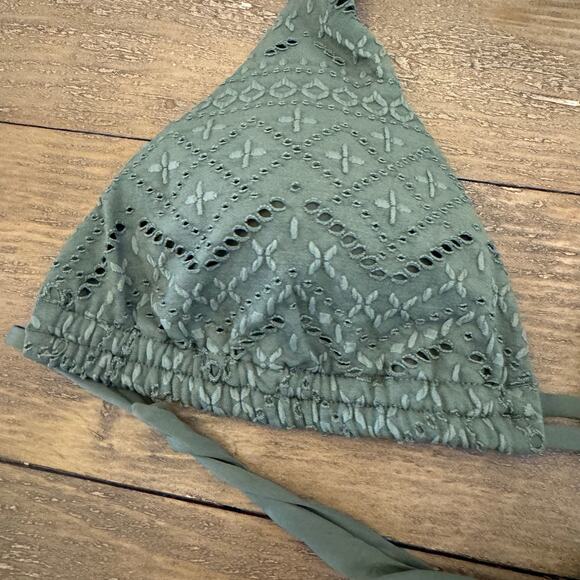 La Blanca NWT Size 10 Saltwater Sands Crocheted Olive Green Triangle Bikini Top - Picture 5 of 11